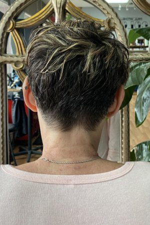 short hairstyles by Izzy Albuquerque